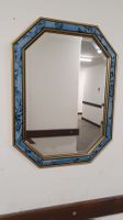 WANDSPIEGEL MIT FACETTIERTE GLAS
