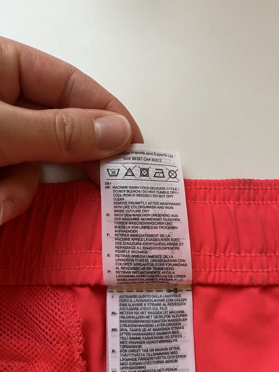 Adidas Pantaloni: Adidas Badehose Damen – Nuovo (secondo la descrizione) da Seengen venduto da iri_2swq 3