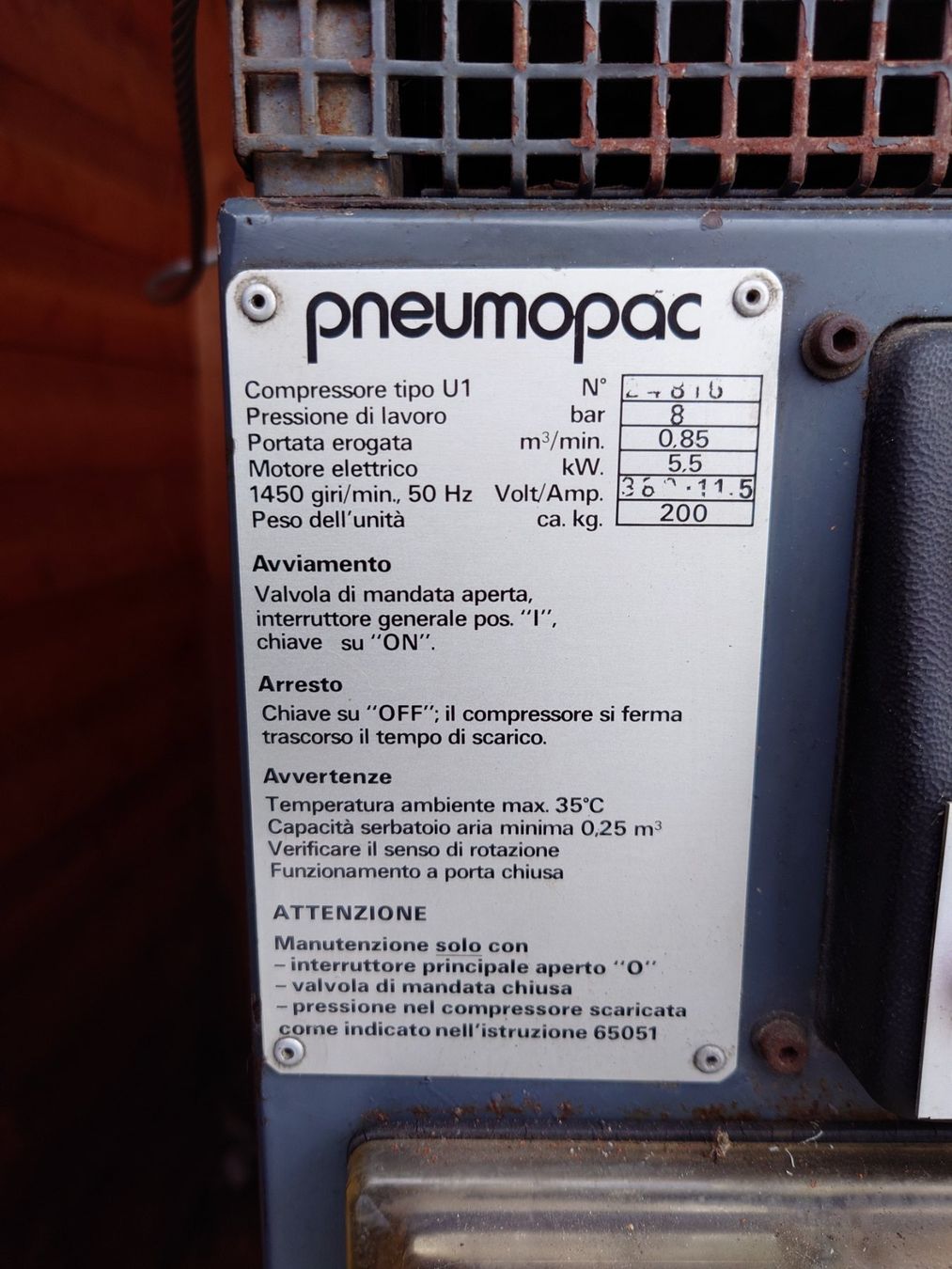 Kompressoren: 5.5kW Pneumopac Drehschieber Luftkompressor mit 1000L Tank – Gebraucht aus Bellinzona von div_9nkx 2