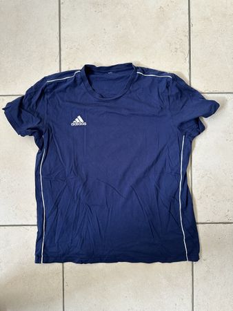 Adidas T-Shirt
