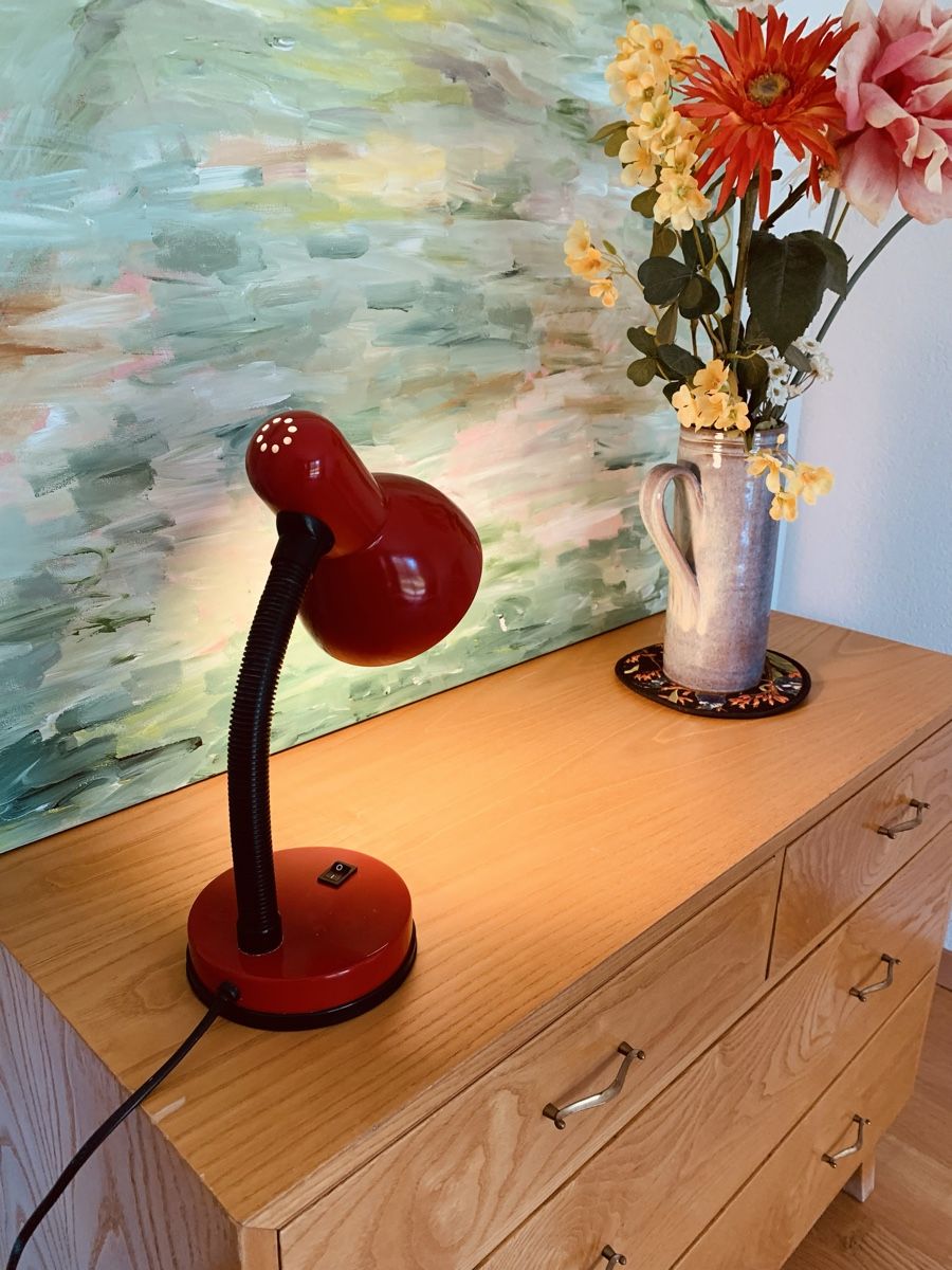 Lampade: Lampe vintage laquée rouge, bel objet – Usato da La Tour-de-Treme venduto da Noura-Noam 2