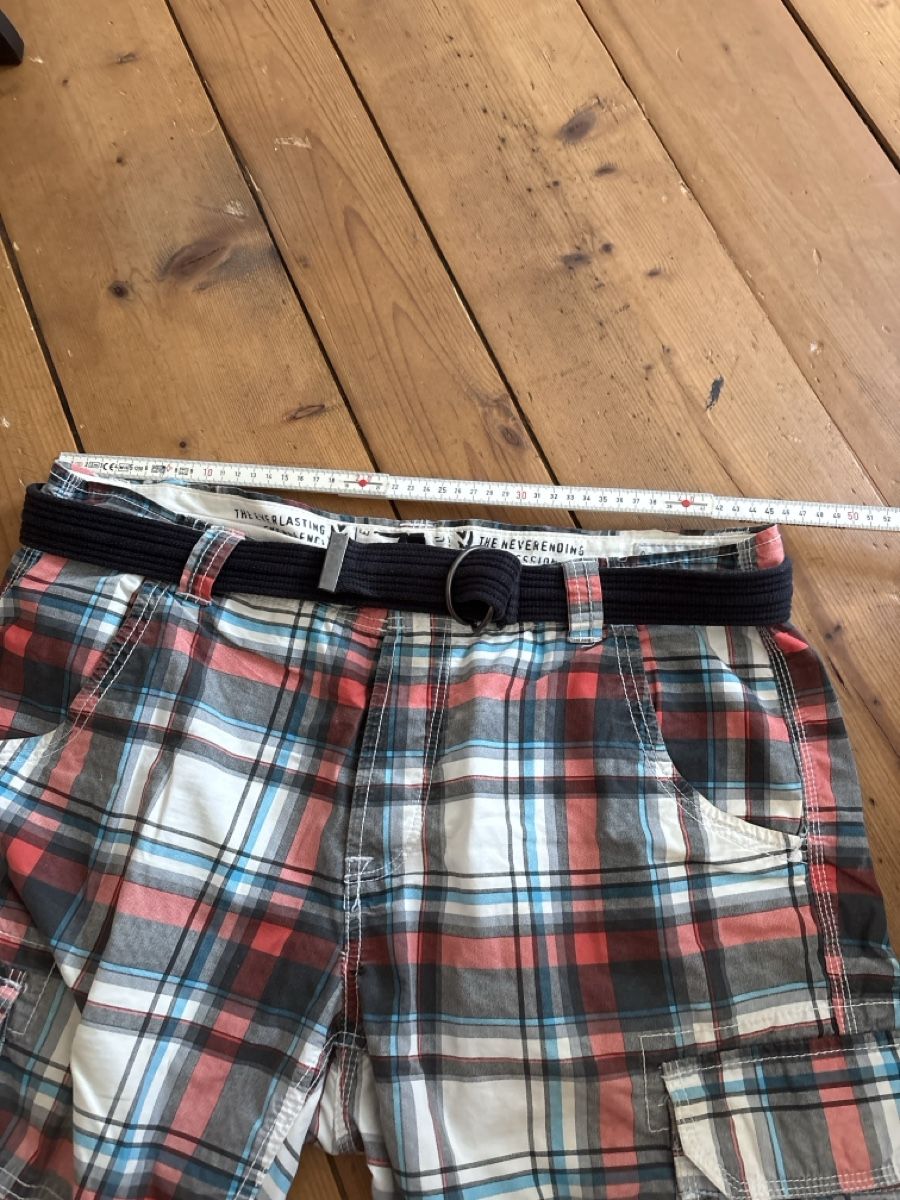 C&A Pantaloni: Coole Karoshorts von Angelo, Gr. 52 – Usato da Münchwilen TG venduto da BBJO 5