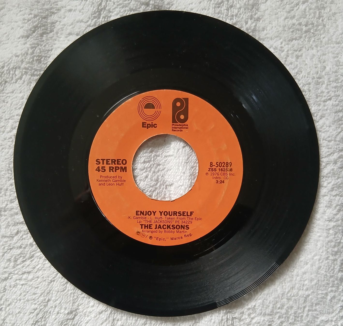 Schallplatten: First USA press Michael Jackson & Jacksons-7" Enjoy yourself – Gebraucht aus Dietikon von mih_xsk8