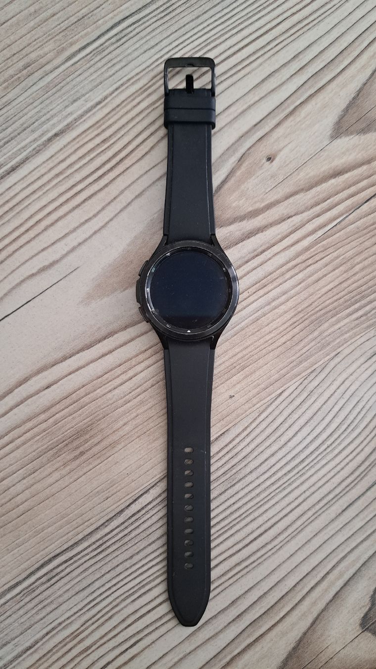 Samsung Smartwatch: Samsung Watch 4 Classic – Usato da Kaisten venduto da Jette_B