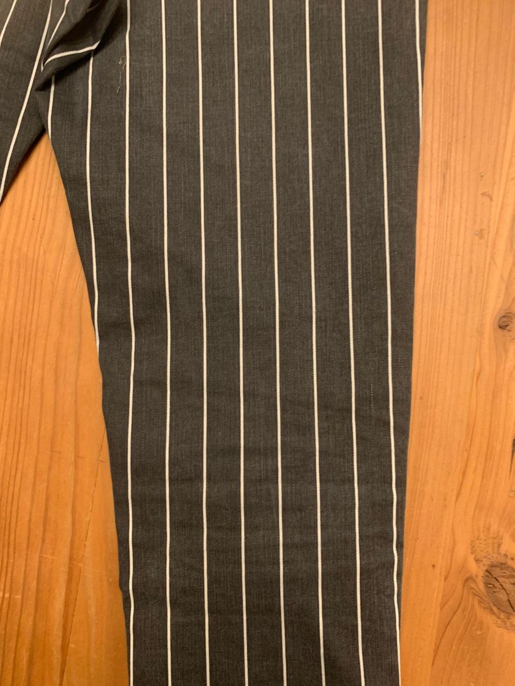 Pantaloni: Hose, STRADIVARIUS, 40 – Usato da Solothurn venduto da Shanty.20 2