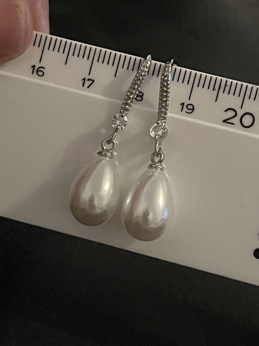 Orecchini pendenti & Orecchini a lobo: Boucles d'oreilles perles nacrées blanches 3 cm neuves – Nuovo (secondo la descrizione) da Kloten venduto da Vermicelles 2
