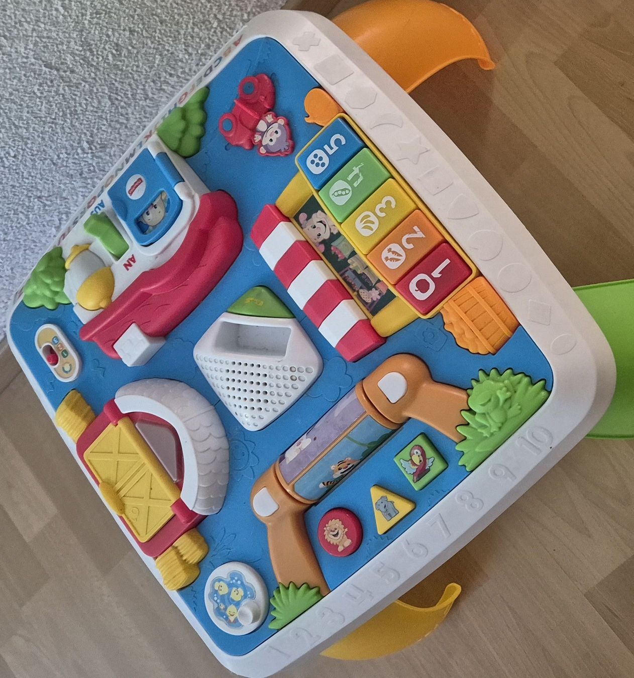 Fisher-Price Spielzeuge: Fisher-Price activity table multi-colored acceptable DE/ EN – Gebraucht aus Bremgarten AG von Ja.doch80