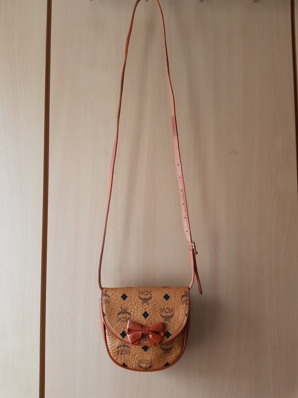 Mcm Borse da donna: Original MCM Umhängetasche Cognac – Usato da Basel venduto da Birs868