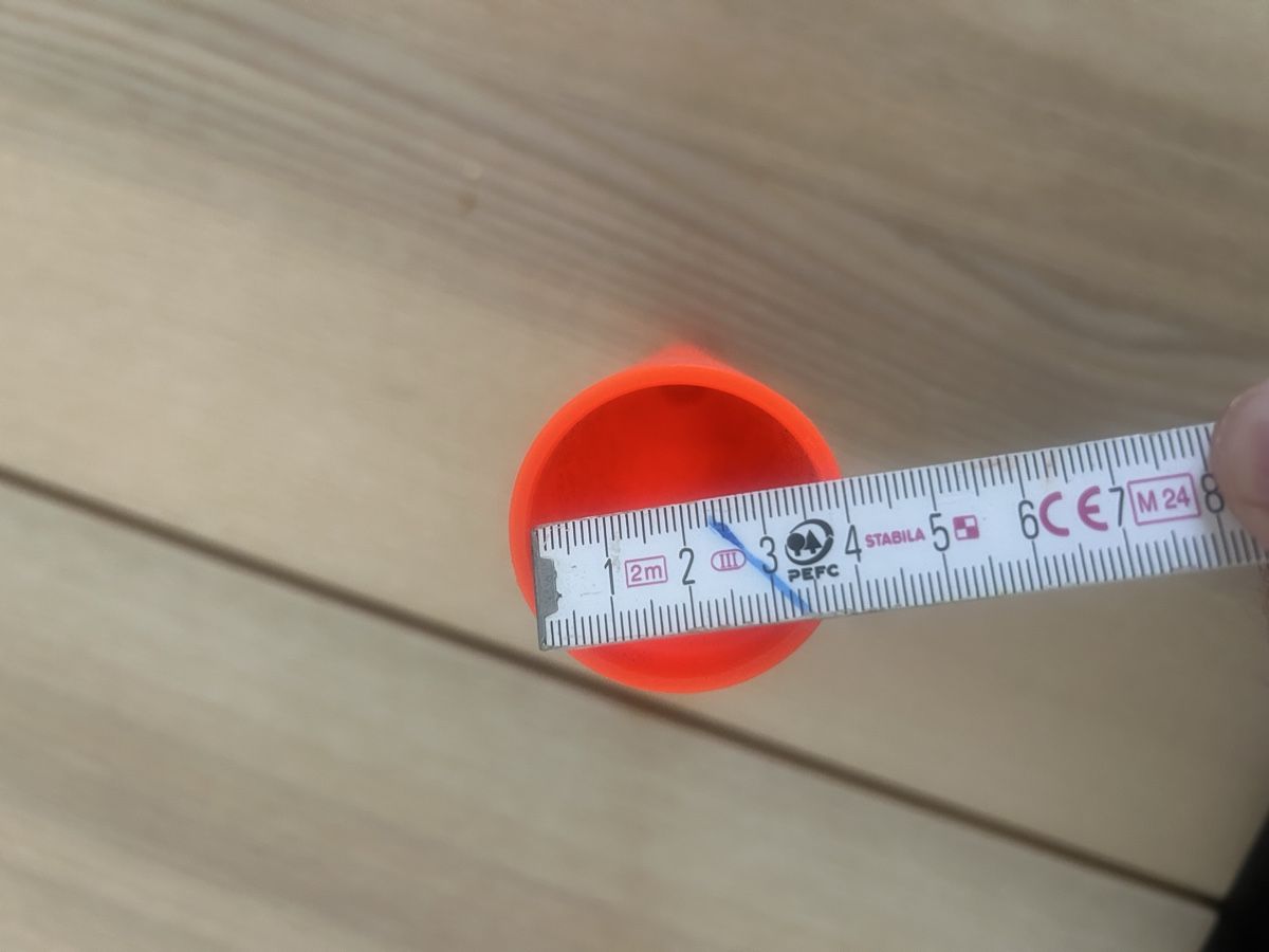 Lampade: Kegel Taschenlampe orange – Usato da Wittwil venduto da akl_8x79 1