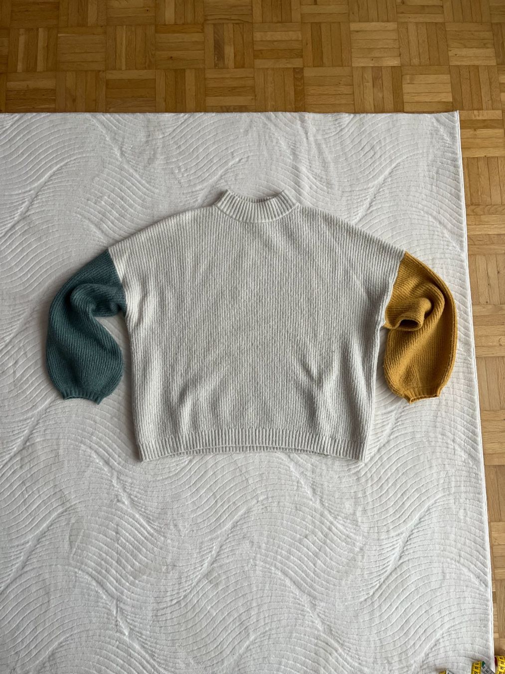 Pulls & Sweat-shirts: Brixton Strickpullover mit farbigen Ärmeln – D'occasion à Horw par mira_6p85