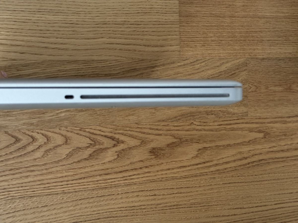 Apple Notebooks: Apple MacBook Pro 13 Zoll  – Defekt aus Chur von nica_jo 2