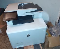 HP Color LaserJet Pro MFP M 477 fdn (Defekt mit Ersatzteile)