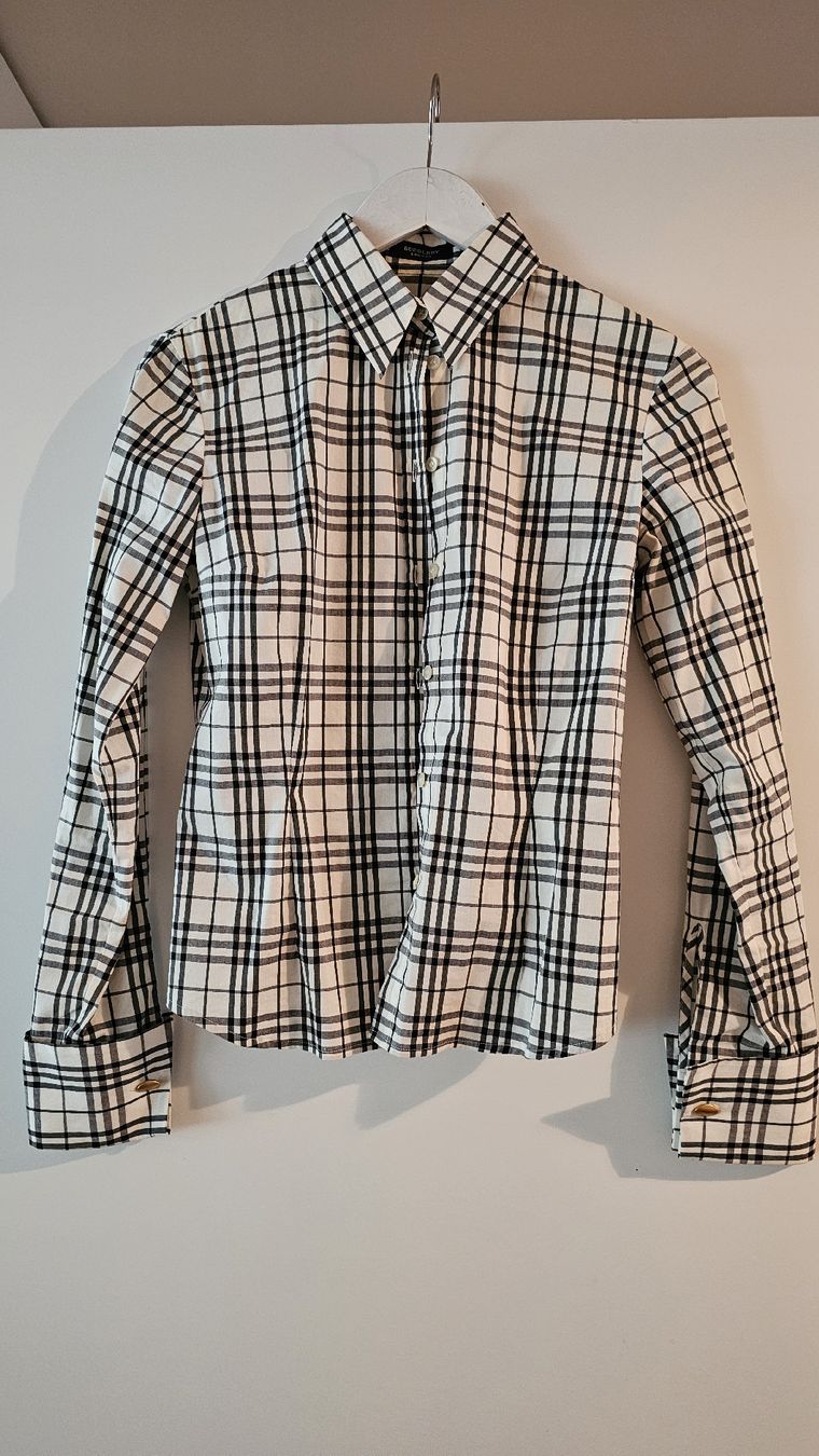 Burberry Camicette: Burberry Hemd / Bluse – Usato da Hünenberg venduto da mar_vqb7
