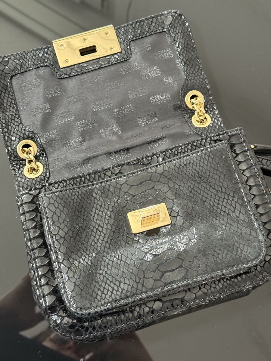 Michael Kors Borse da donna: Michael Kors Tasche Python Optik, neuwertig! 😍 – Usato da Münchenstein venduto da mog_h5gf 3