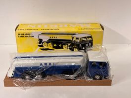 Märklin 18032 Mercedes ARAL Treibstoff Tankwagen H0