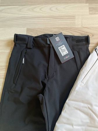 Vend deux pantalons ski junior
