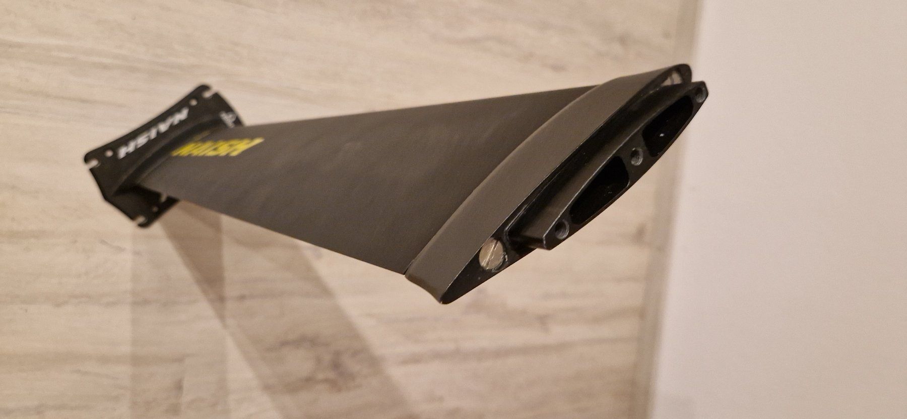 Naish Tavole da surf e di nuoto: Naish Foil-Mast 75 cm mit Basisplatte – Usato da Uhwiesen venduto da buleyupi 4