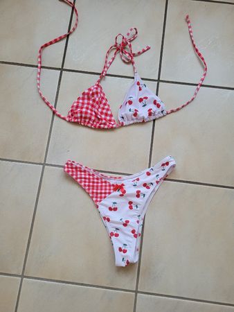 Neues Bikini Grösse L