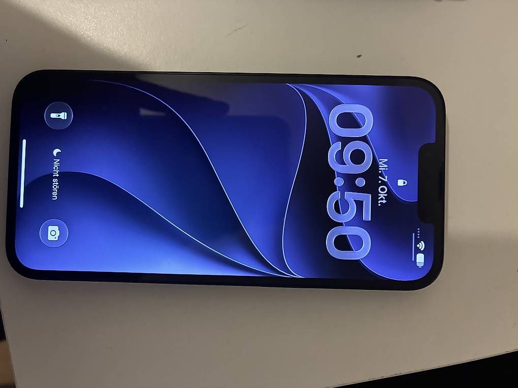 Telefoni cellulari / Smartphones: iphone 16e – Nuovo e nell'imballaggio originale da Winterthur venduto da mik_d27y 2