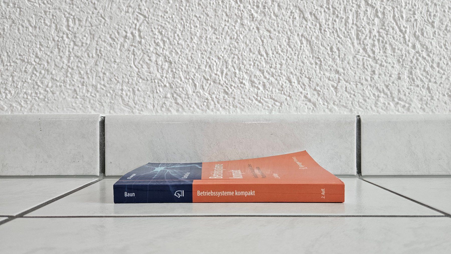 Libri: Betriebssysteme kompakt – Usato da Widen venduto da DR4GON003 2