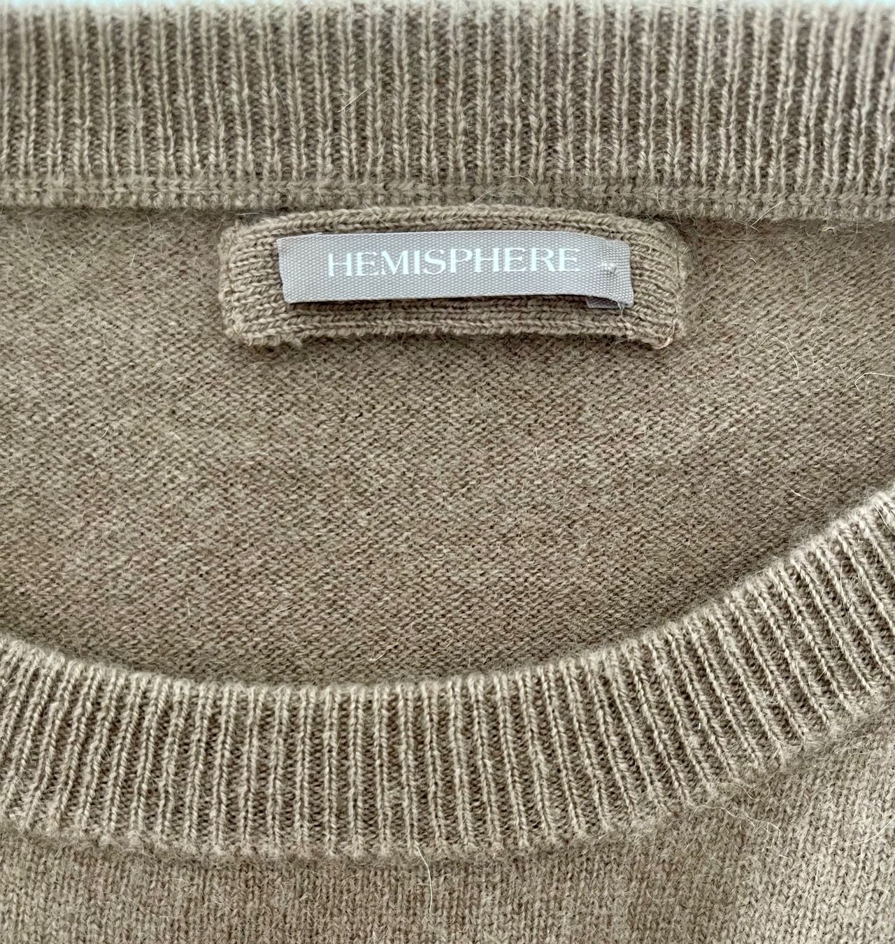 Hemisphere Pullover & Sweatshirts: Kaschmir Pullover Hemisphere Gr. S Trendfarbe Mocha Mousse – Gebraucht aus Weiningen ZH von san_7hsm 3