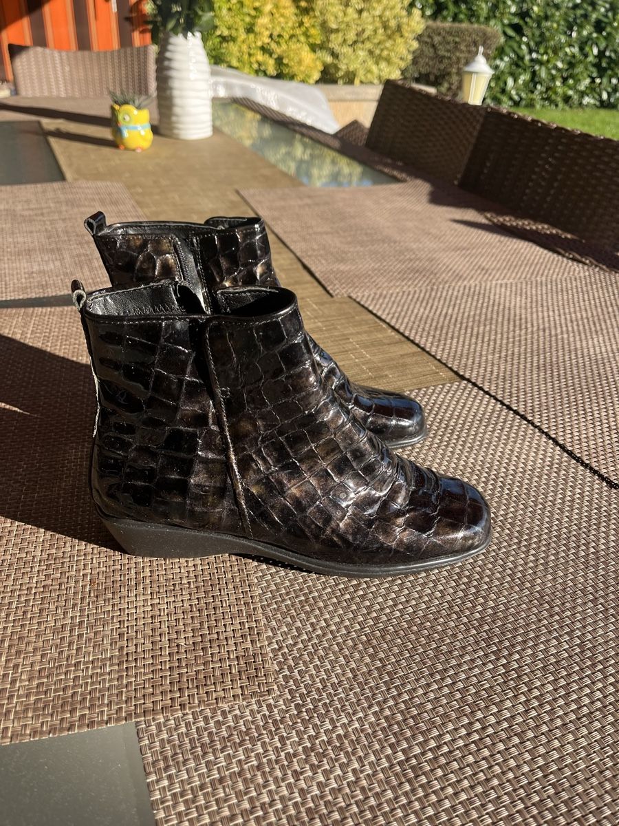 Scarpe da donna: Ankle boots – Usato da Pully venduto da ari_78pk 1