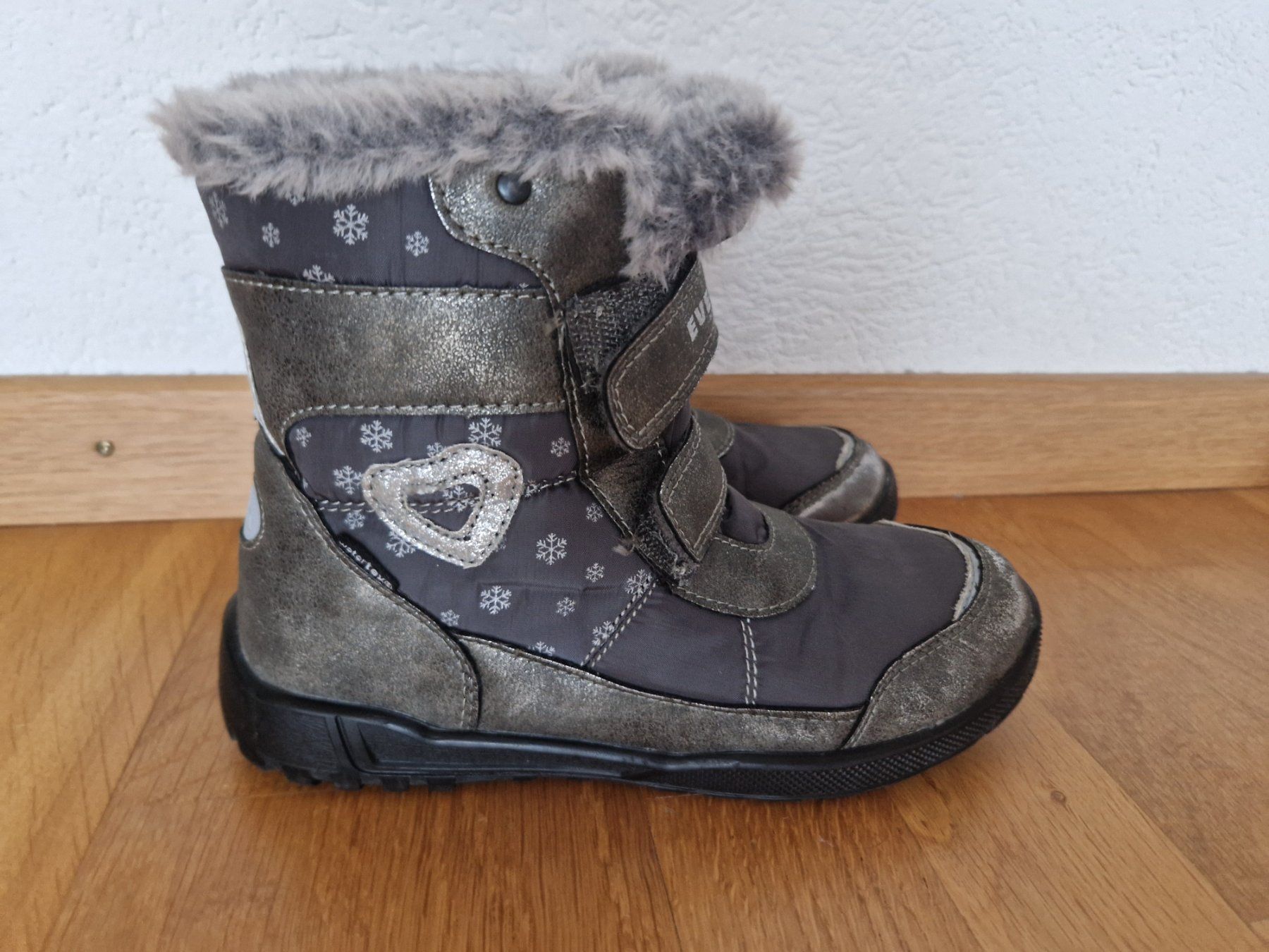 Everest Schuhe für Mädchen: Everest Warme Winterstiefel, grau-silber, Grösse 35 – Gebraucht aus Buchs von sonjaja