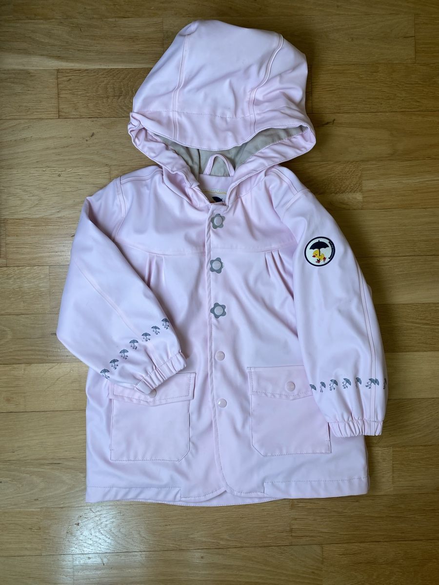 Schmuddelwedda Giacche & Cappotti: Schmuddelwedda Kinder-Regenjacke Größe 98 Rosa – Usato da Zürich venduto da Mariaov