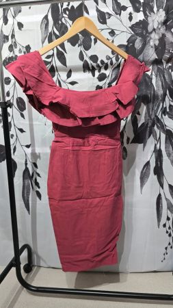 Vesper Bodycon Etui Kleid in Beerenrot (UK 8) Bardot-Stil