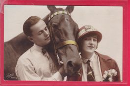 LIEBESPAAR MIT PFERD, 7.7.1939