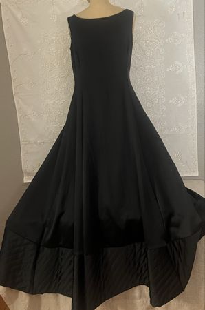 Sublime Robe de Soirée Madeleine Élégance Distinction (T42)