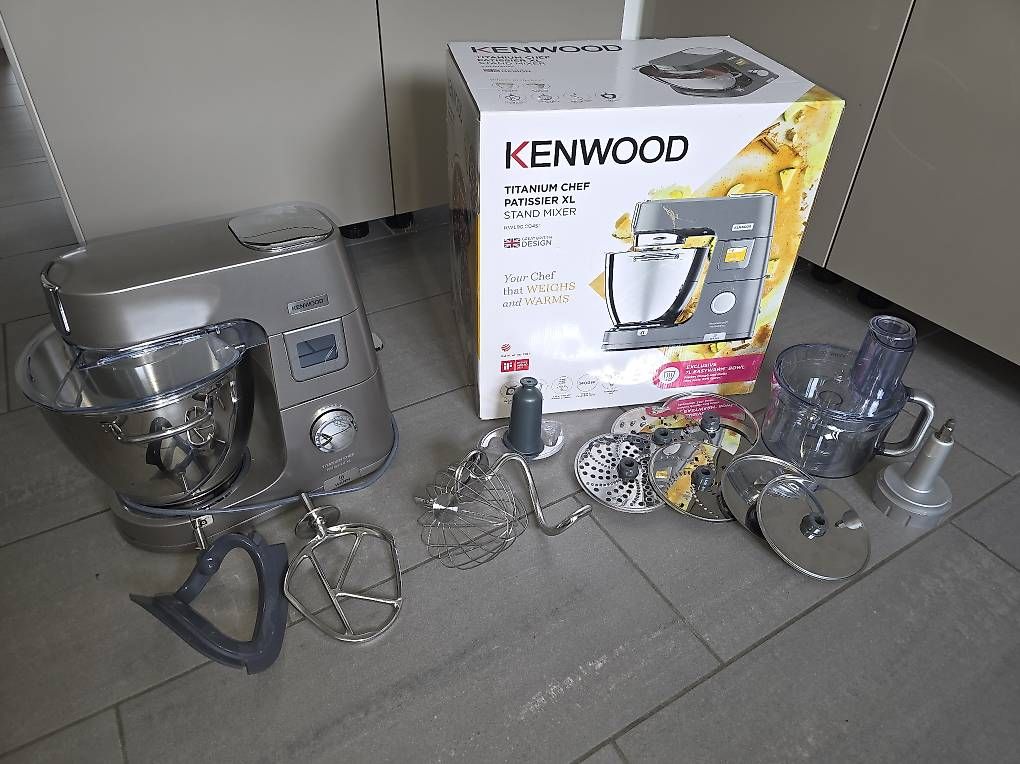 Küchengeräte: Gebrauchter Kenwood inkl. Foodprocessor – Gebraucht aus Kaltbrunn von tabekawi