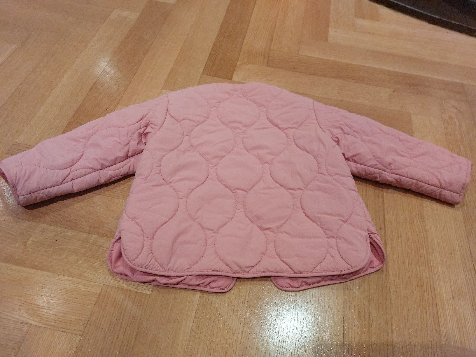 Zara Giacche & Cappotti: Zara qulted jacket 98cm – Usato da Zürich venduto da Lolaad 2