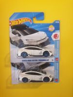 2 x Hot Wheels TOYOTA PRIUS CUSTOM