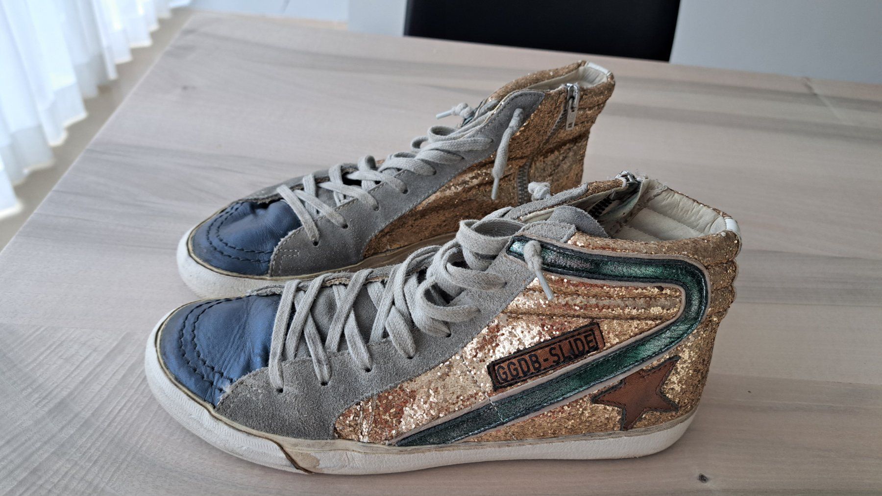Damenschuhe: Golden Goose Slide Gr.39 – Gebraucht aus Riehen von Sina13