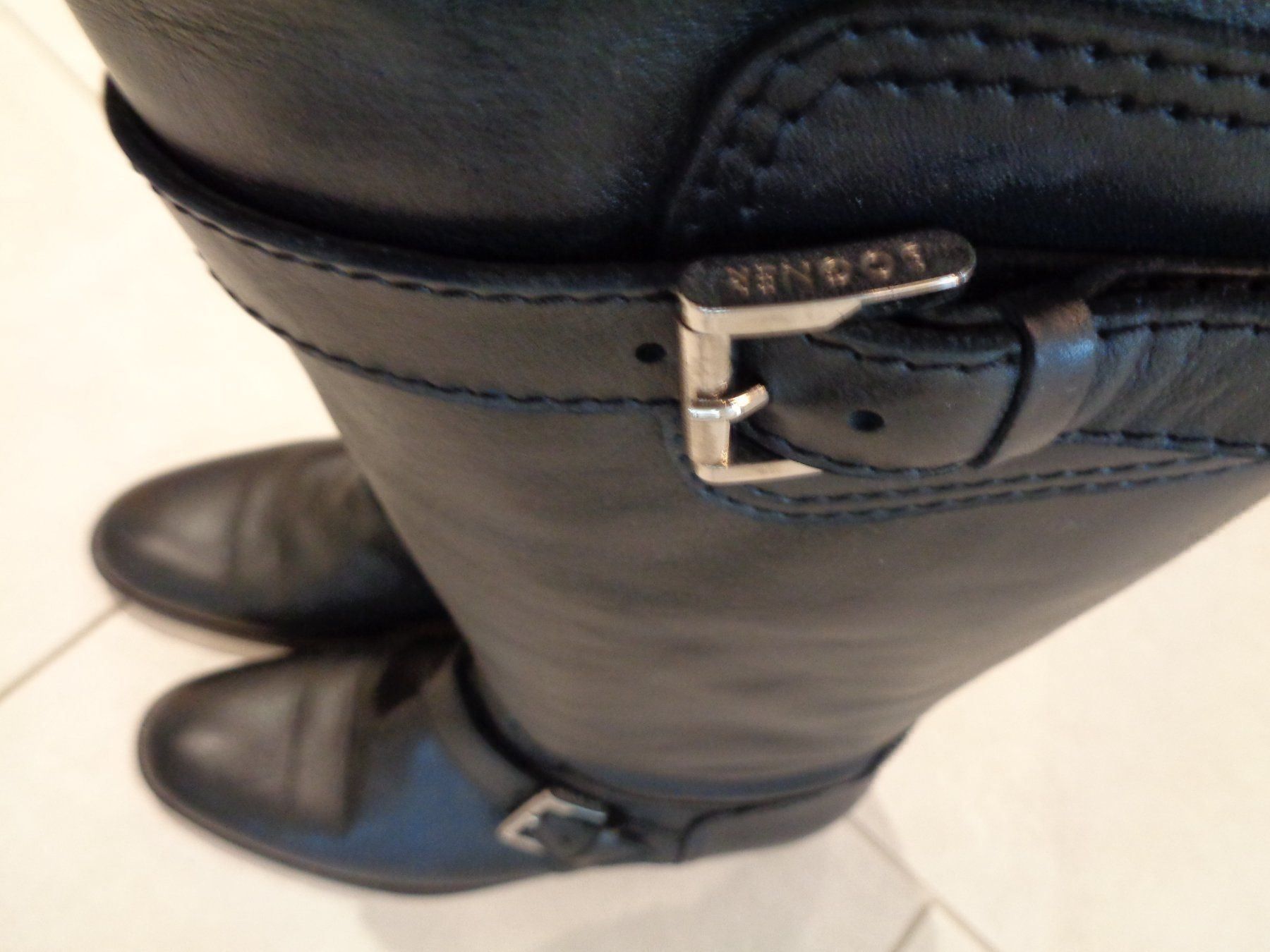 Bogner Scarpe da donna: BOGNER schwarze echt Leder Stiefel Gr. 36 - 210155 – Usato da Küssnacht am Rigi venduto da Schuhe-Secondhand 4