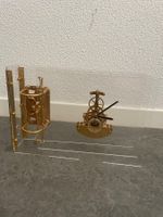 Goldfarbene Clock Engine Uhr - Made in Holland