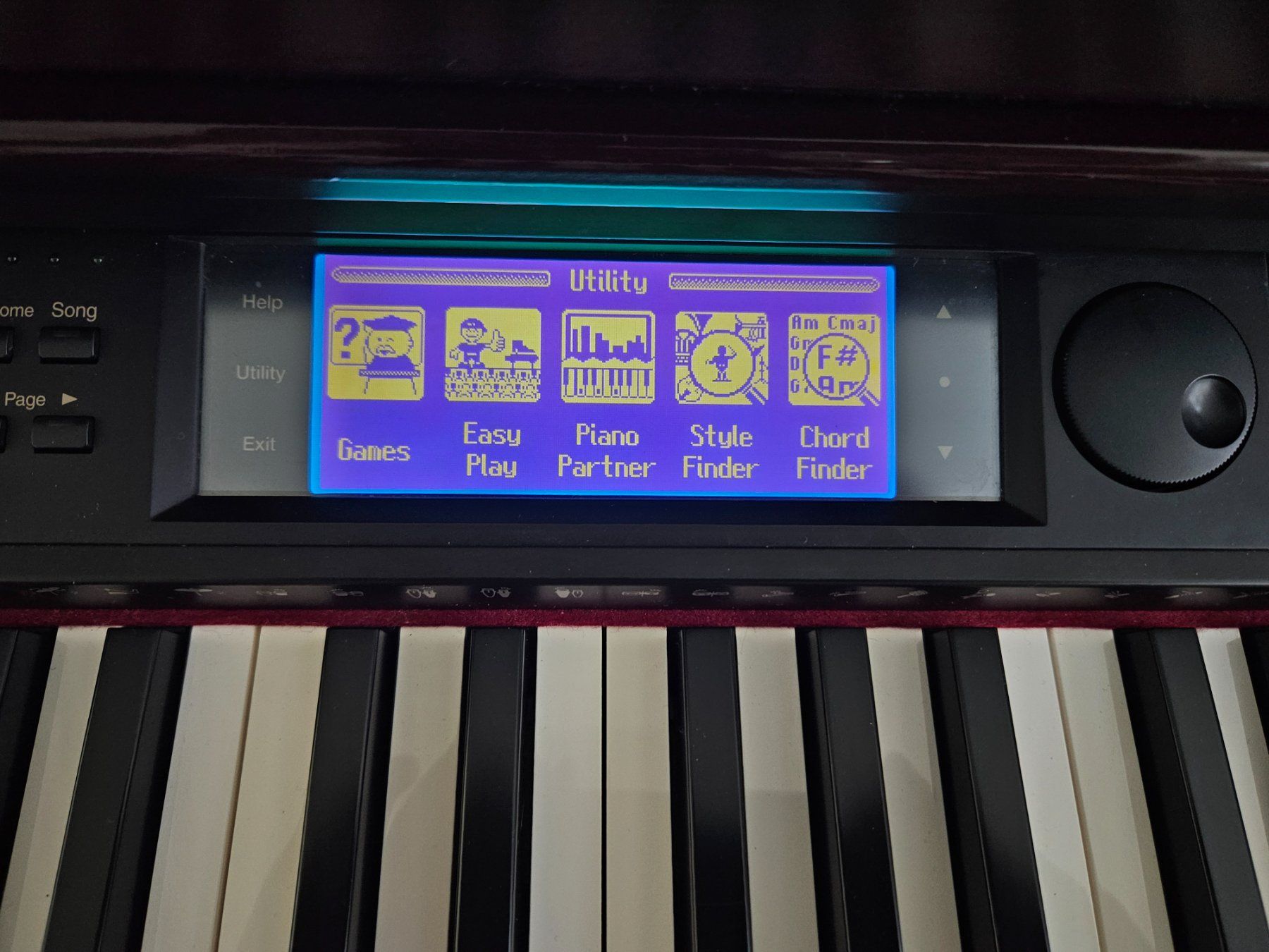 Roland Strumenti musicali: e-Piano Roland KR 575 – Usato da Cham venduto da nimic01 6
