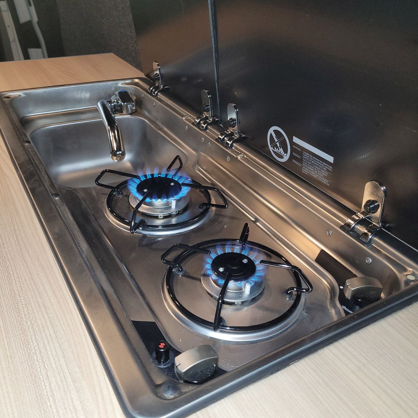 VW Veicoli da campeggio: VW T5 Camper (langer Radstand) – Usato da Rheinfelden venduto da hur_8gd9 9