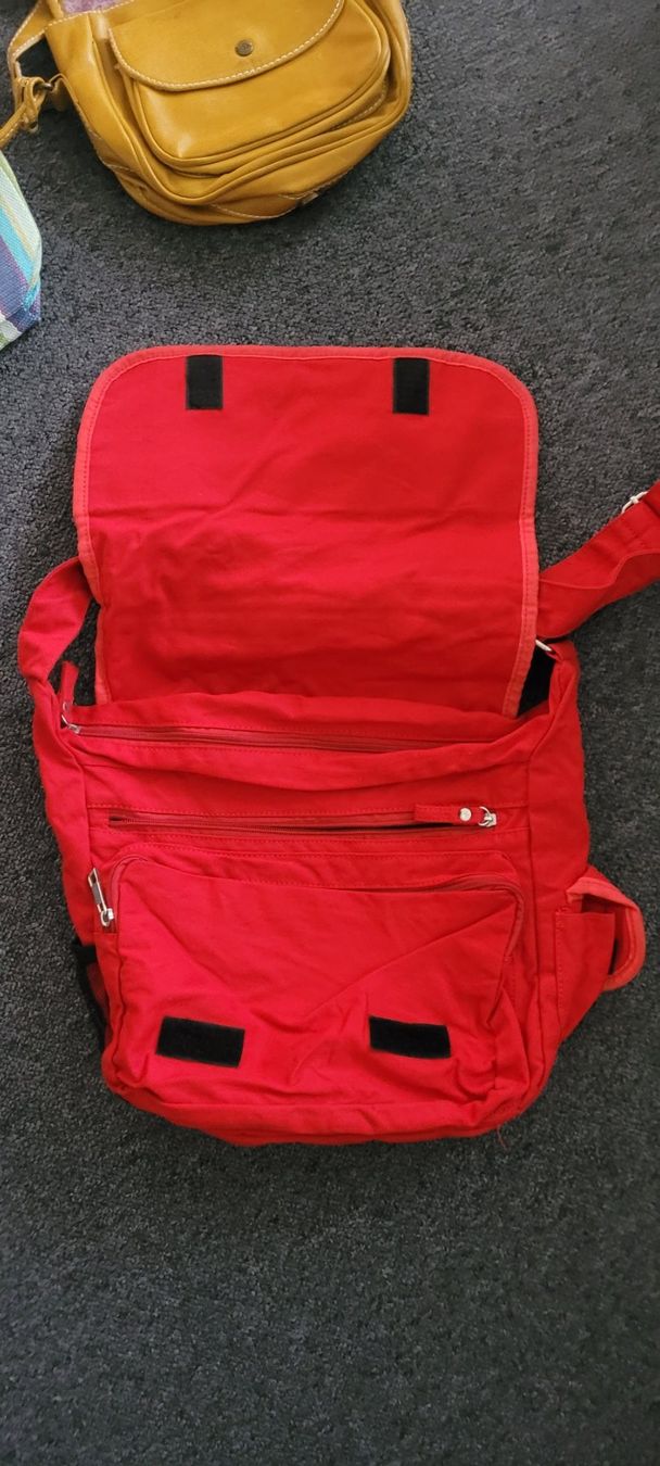 Taschen für Damen: Satz von 7 Handtaschen – Neu (gemäss Beschreibung) aus Schöfflisdorf von CrRG21 5