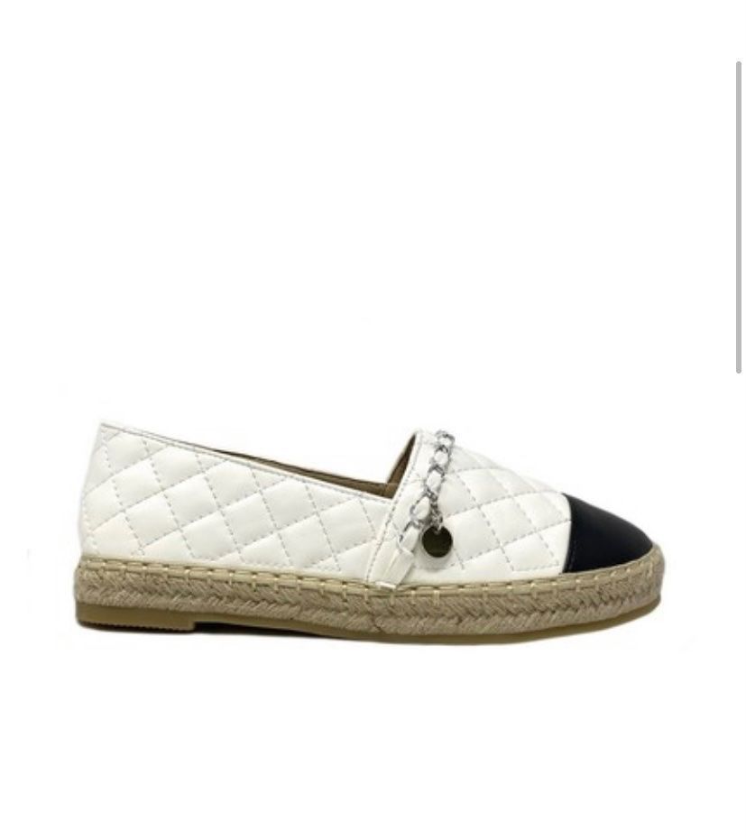 Scarpe da donna: Espadrilles blanches et bout noir – Nuovo e nell'imballaggio originale da Petit-Lancy venduto da mina222 1