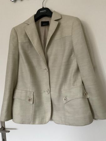 AKRIS 93% Kaschmir 7% Seide Luxus Blazer Gr 40 NEU