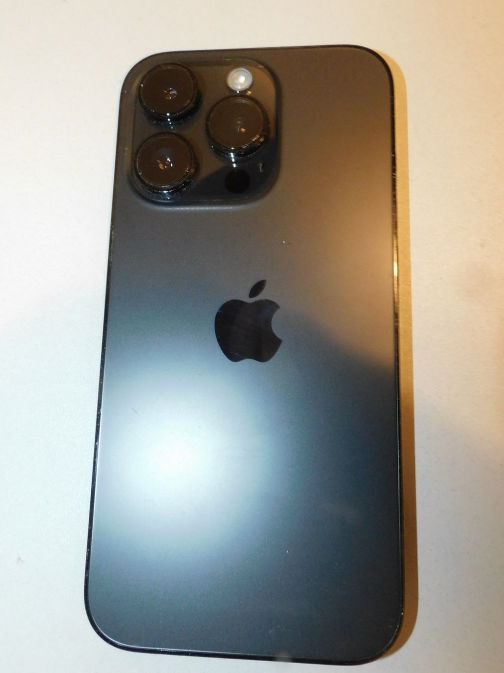 Apple Handys / Smartphones: Apple iPhone 14 Pro schwarz Telephon Apple Handy – Gebraucht aus Sursee von 76 3