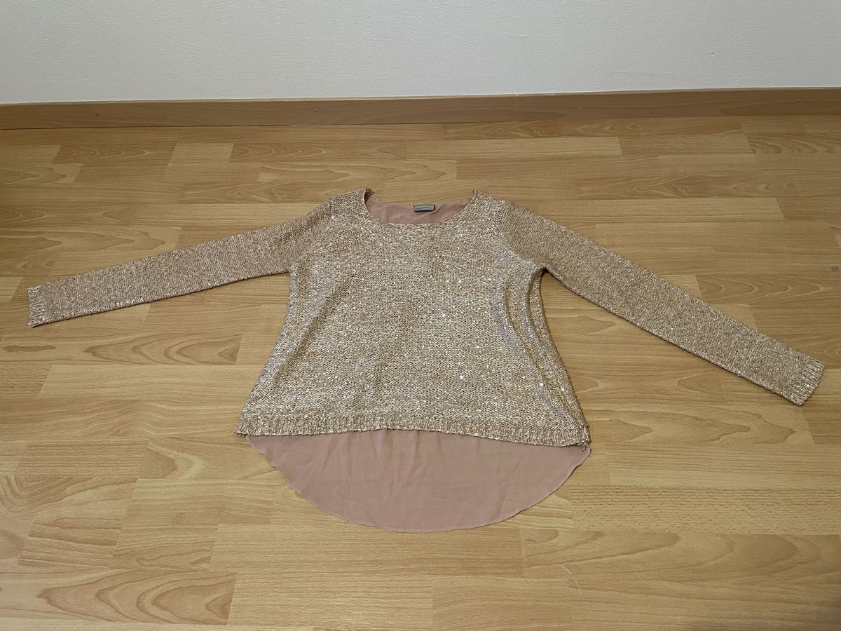 Pulls & Sweat-shirts: Festlicher Paillettenpullover Gr. S, Vero Moda, Gold – D'occasion à Chur par Tsambiko 3