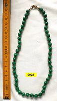 0028 Collana pietra malachite annodata 16" cm 41