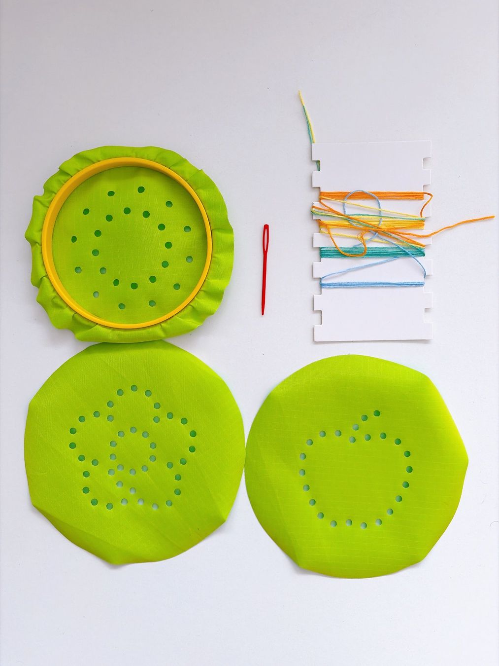 Giocattoli: First Sewing Kit Erstes Nähset Kit de Couture The Analyst Pl – Usato da Vacallo venduto da olg_7nvc