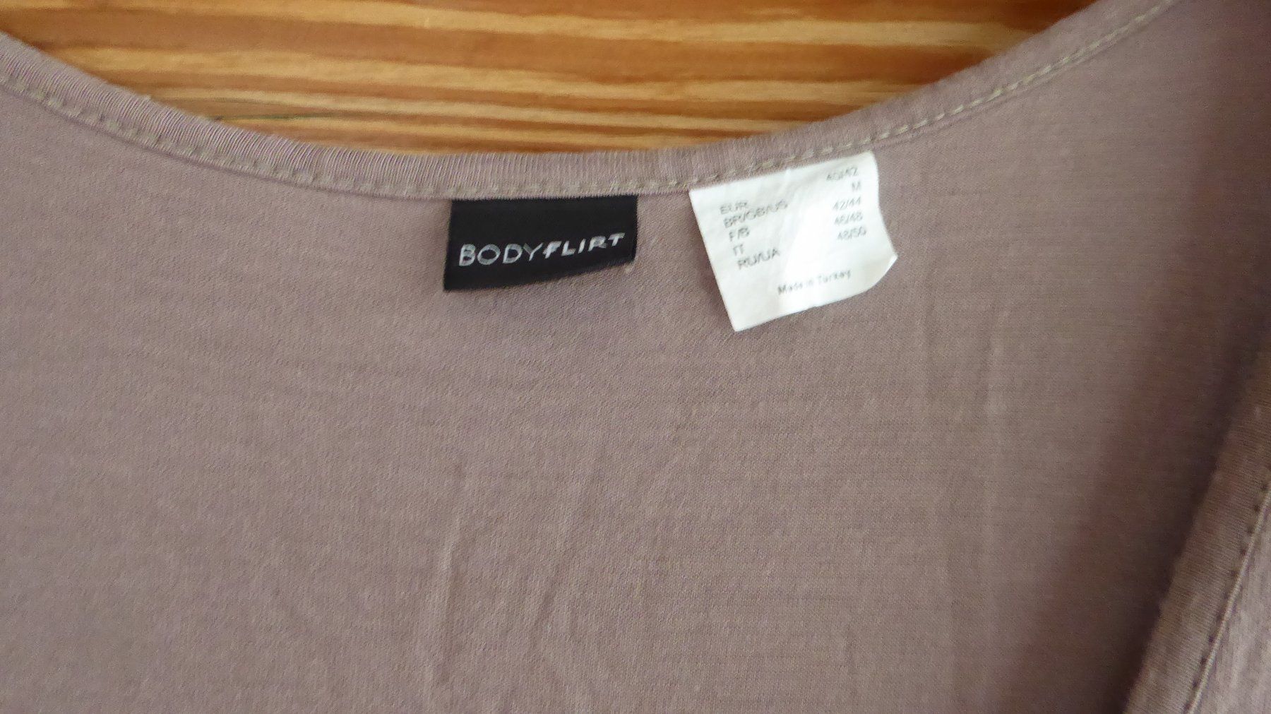 Kleider: Sommer Kleid Gr 40  Body  FLIRT – Gebraucht aus Sargans von Benziner 4