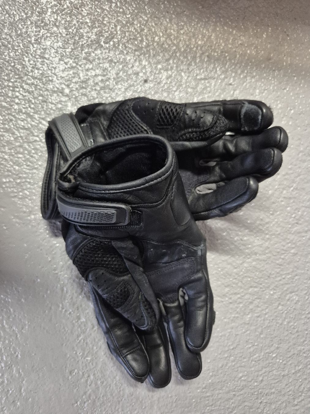 IXS Handschuhe & Handstulpen: Motorradhandschuhe Grösse L von IXS Schwarz – Gebraucht aus Sax von moooh 1