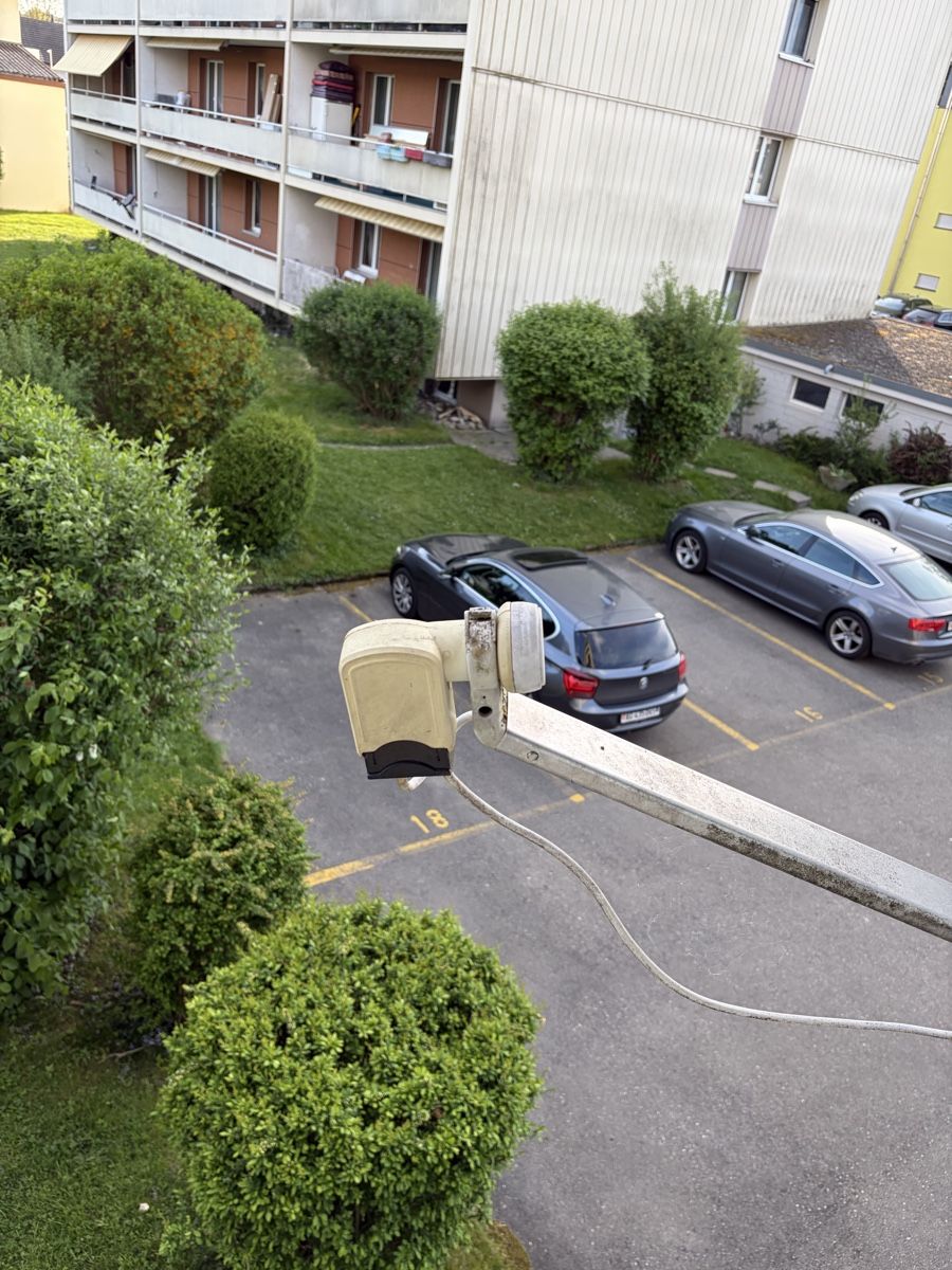 Parabola satellitare: Satellitenschüssel TRIAX – Usato da Unterentfelden venduto da xheki_ 1