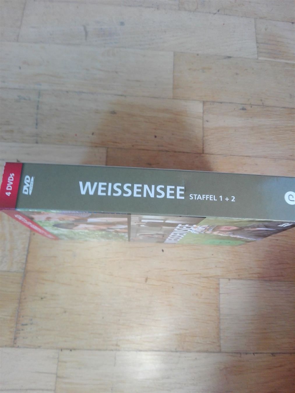 Tutti i DVDs: Weissensee  (Staffel 1 + 2) – Usato da St. Gallen venduto da elkapone 8